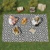 Outsunny 152 x 243 cm(5x 8ft) Outdoor Rug Reversible Mat Plastic Straw Rug Portable RV Camping Mat for Garden Deck Picnic Indoor, Black & White