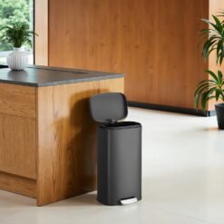 Pedal Rubbish Bin 30L, Soft-Close Lid Kitchen Waste Bin with Inner Bucket, Steel, for Home, Black