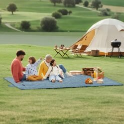 300 x 200 cm Picnic Blanket Leaf Pattern and Light Blue