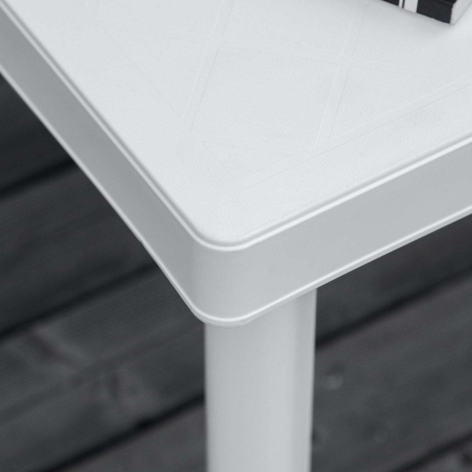 Outsunny Garden Side Table Plastic Outdoor Square Coffee End Table for Drink Snack, White - Image 6