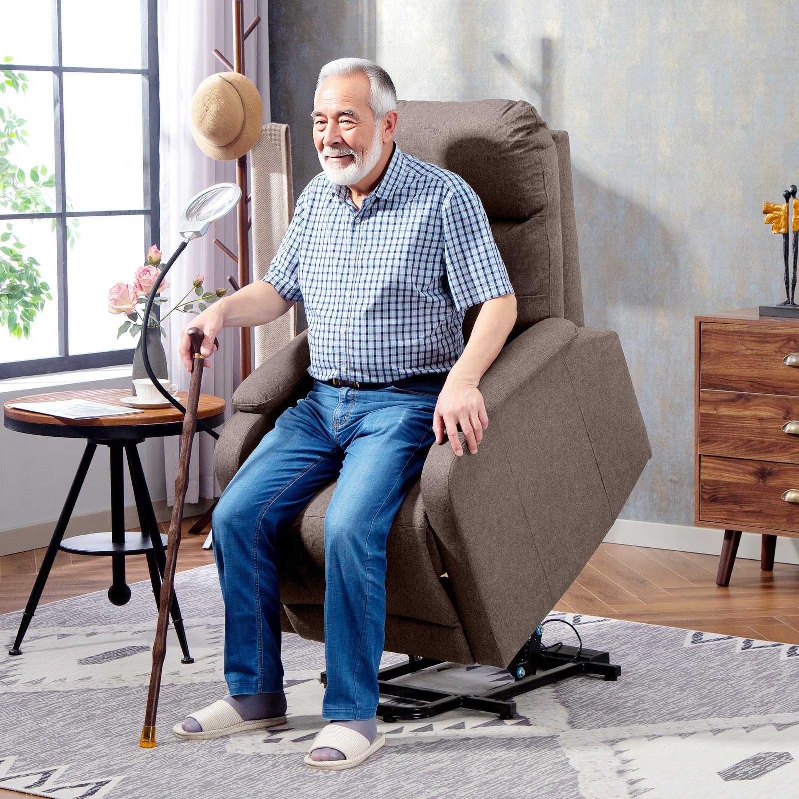 HOMCOM Electric Rise/Recline Armchair, with Reading Light - Brown - Image 8