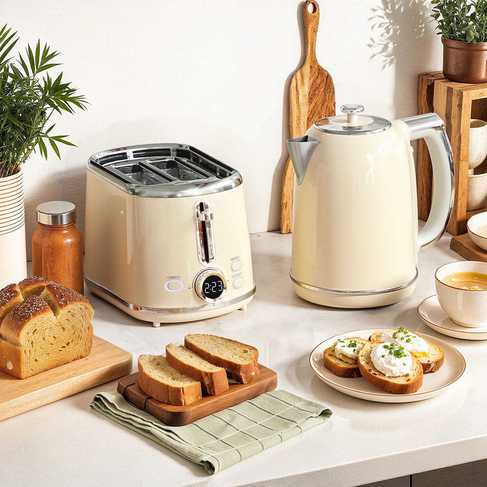 HOMCOM Polished Retro 40-100°C Kettle and Toaster Set - Cream - Image 2
