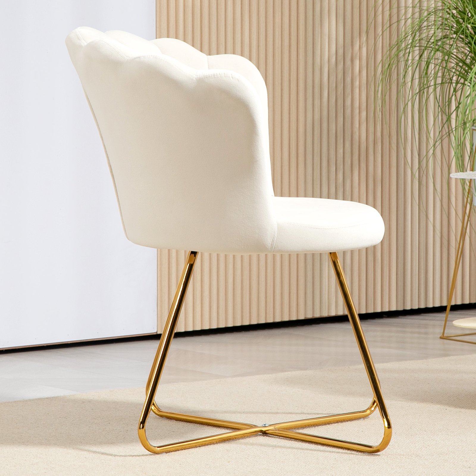 HOMCOM Velvet-Feel Lotus Petal Accent Chair - Cream - Image 8