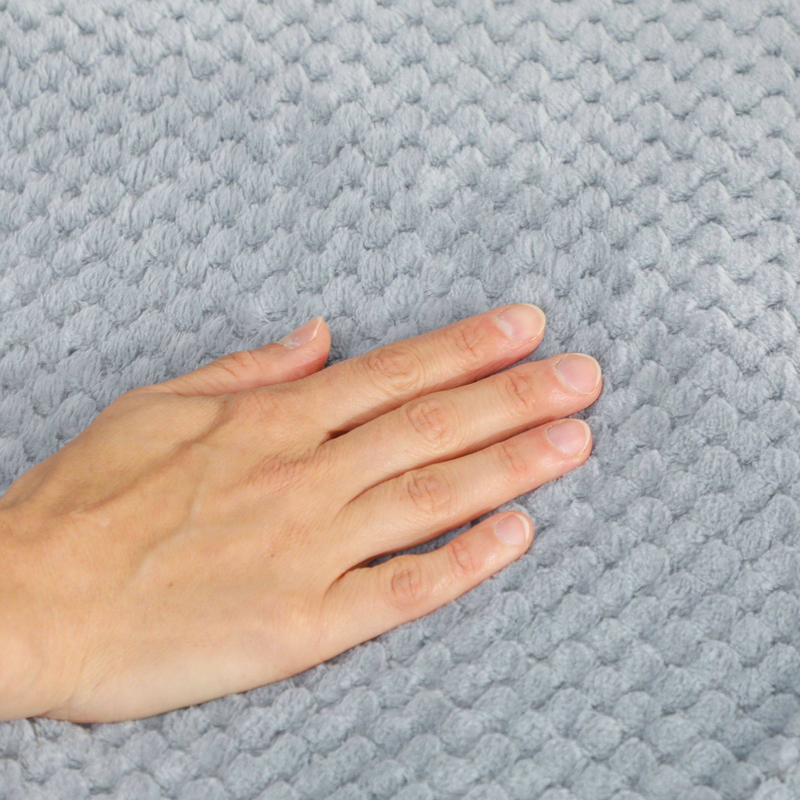 HOMCOM Heated Electric Blanket, Warm Throw Blanket with 5 Heating Levels, 10 Hour Auto-Off Timer, Grey - Image 9